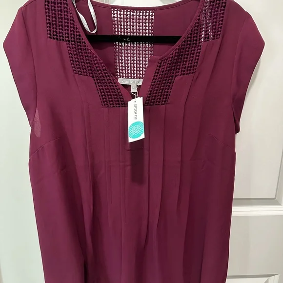 Daniel Rainn Burgundy Top with Lace Accents - Picture 2 of 4